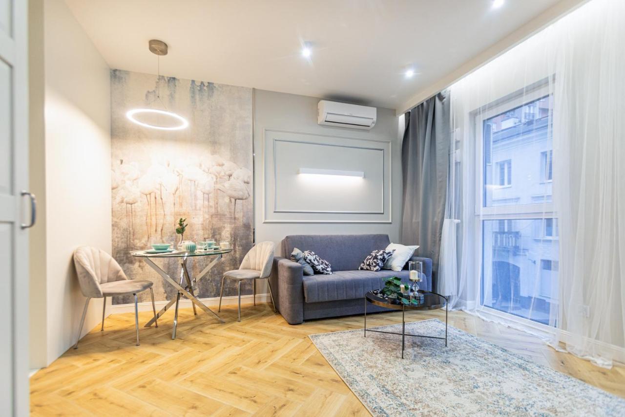 Targowa Bright Studio By Sofija Warsawa Bagian luar foto