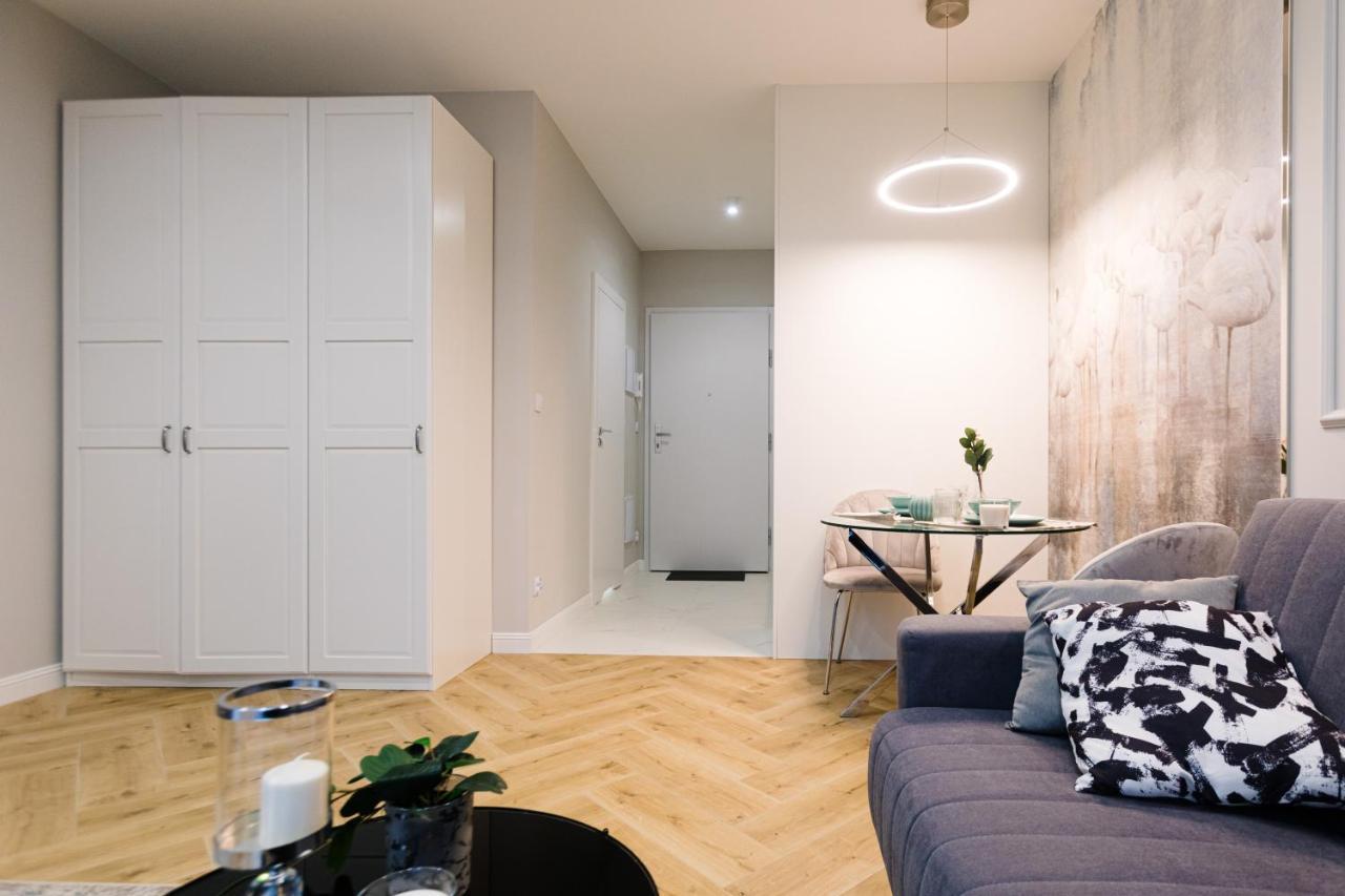 Targowa Bright Studio By Sofija Warsawa Bagian luar foto