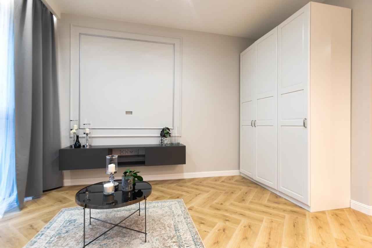 Targowa Bright Studio By Sofija Warsawa Bagian luar foto