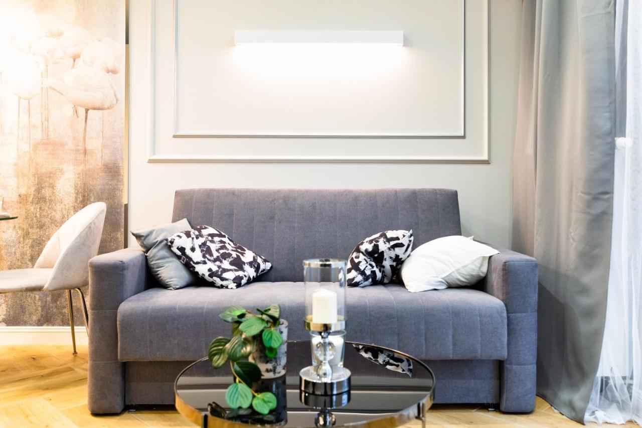 Targowa Bright Studio By Sofija Warsawa Bagian luar foto
